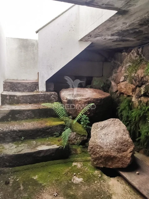 Moradia T4 para Venda em São João de Fontoura