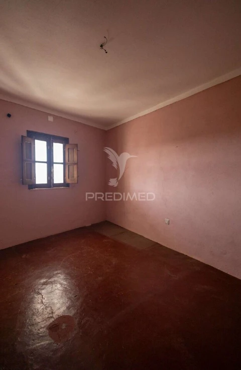 Moradia T2 para Venda em Capelins (Santo Antonio)