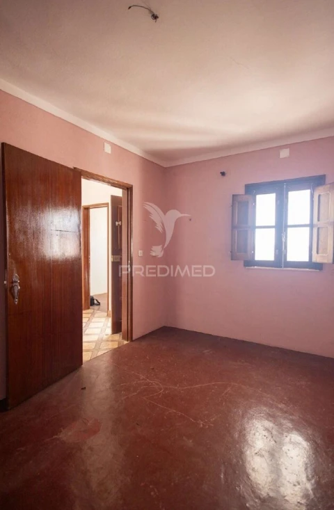 Moradia T2 para Venda em Capelins (Santo Antonio)