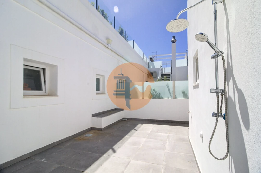 Apartamento T2 para Venda em Vila Real de Santo Antonio Foto 5