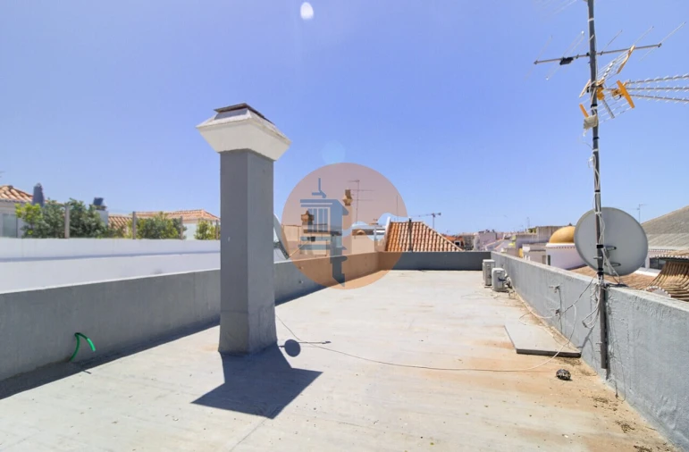 Apartamento T2 para Venda em Vila Real de Santo Antonio Foto 6