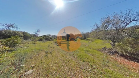 Terreno para Venda em Conceição e Estoi