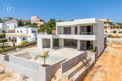 Moradia T3 para Venda em Albufeira e Olhos de Água