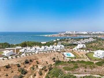 Moradia T3 para Venda em Ferragudo