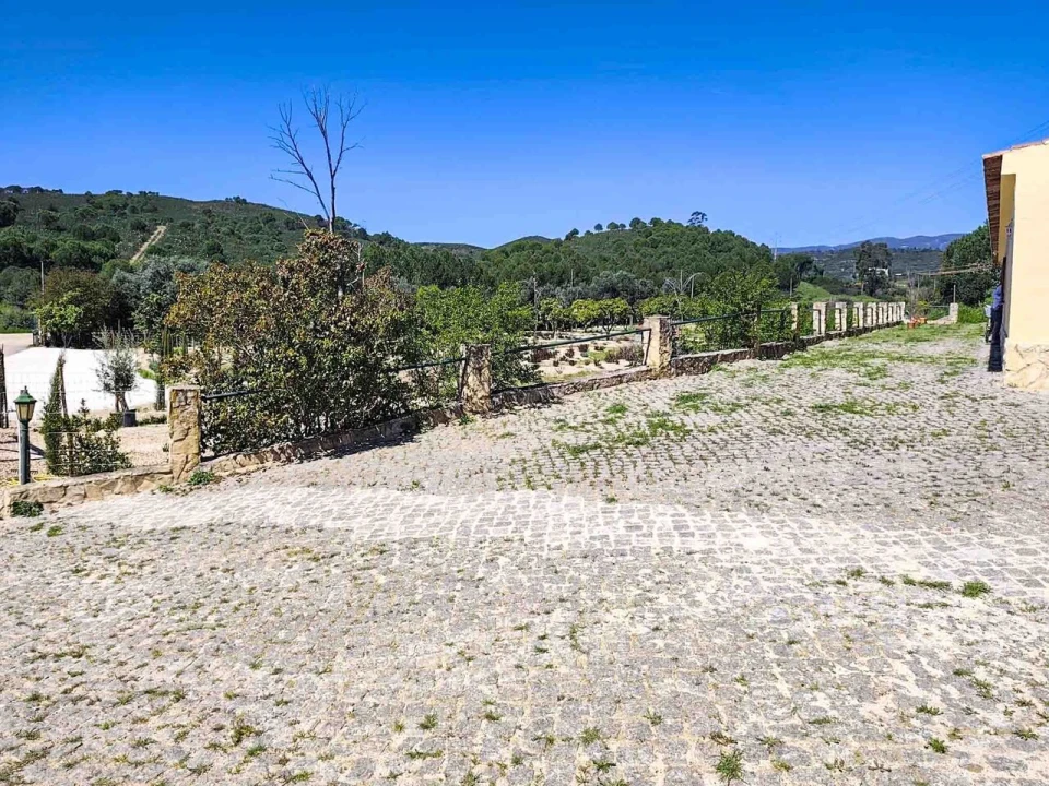 Quinta T2 para Venda em Mexilhoeira Grande Foto 13