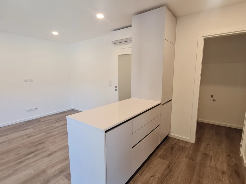 Apartamento T2 para Venda em São João da Madeira Foto 2