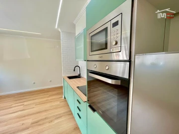 Apartamento T1 para Venda em Alto do Seixalinho, Santo André e Verderena