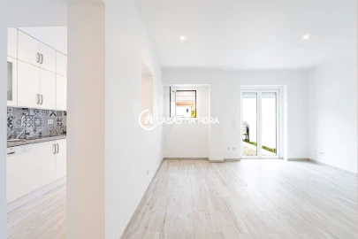 Apartamento T1 para Arrendamento em Campolide