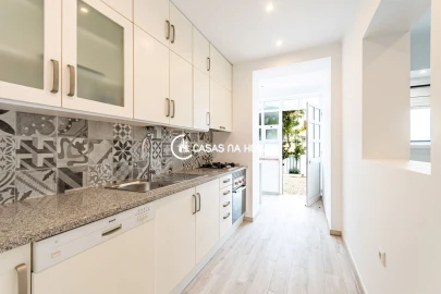 Apartamento T1 para Arrendamento em Campolide