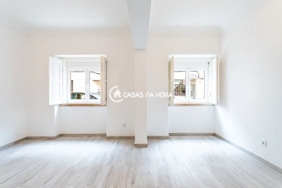 Apartamento T1 para Arrendamento em Campolide
