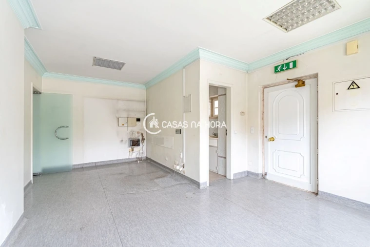 Apartamento T2 para Venda em Alcabideche Foto 6
