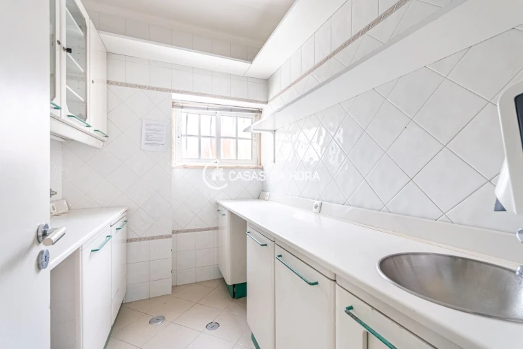 Apartamento T2 para Venda em Alcabideche Foto 11