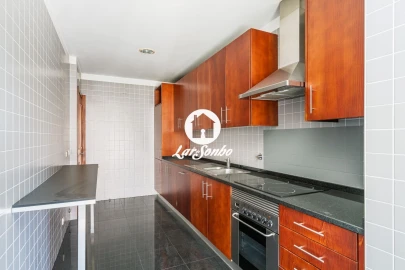Apartamento T2 para Venda em Cidade da Maia