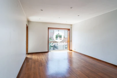 Apartamento T2 para Venda em Cidade da Maia