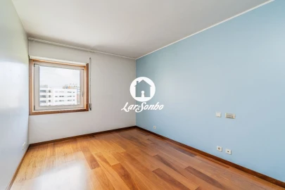 Apartamento T2 para Venda em Cidade da Maia