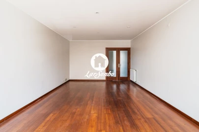 Apartamento T2 para Venda em Cidade da Maia