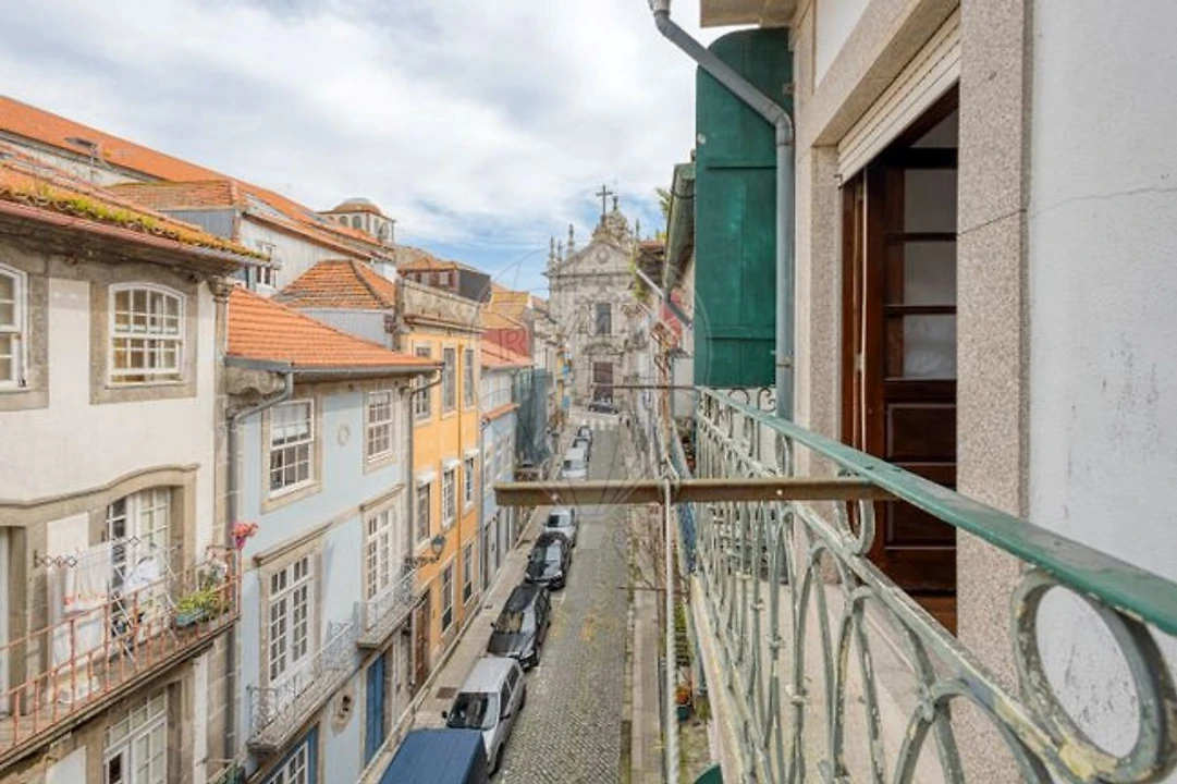 Apartamento T1 para Venda em Cedofeita, Santo Ildefonso, Sé, Miragaia, São Nicolau e Vitória Foto 1