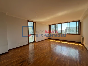 Apartamento T2 para Venda em Moreira