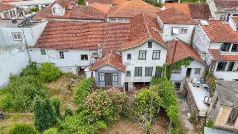 Moradia T6 para Venda em Santa Maria da Feira, Travanca, Sanfins e Espargo