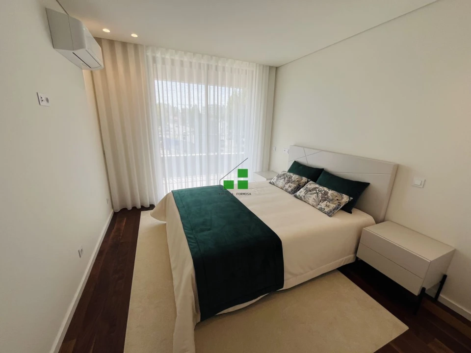 Apartamento T4 para Venda em Cidade da Maia Foto 14