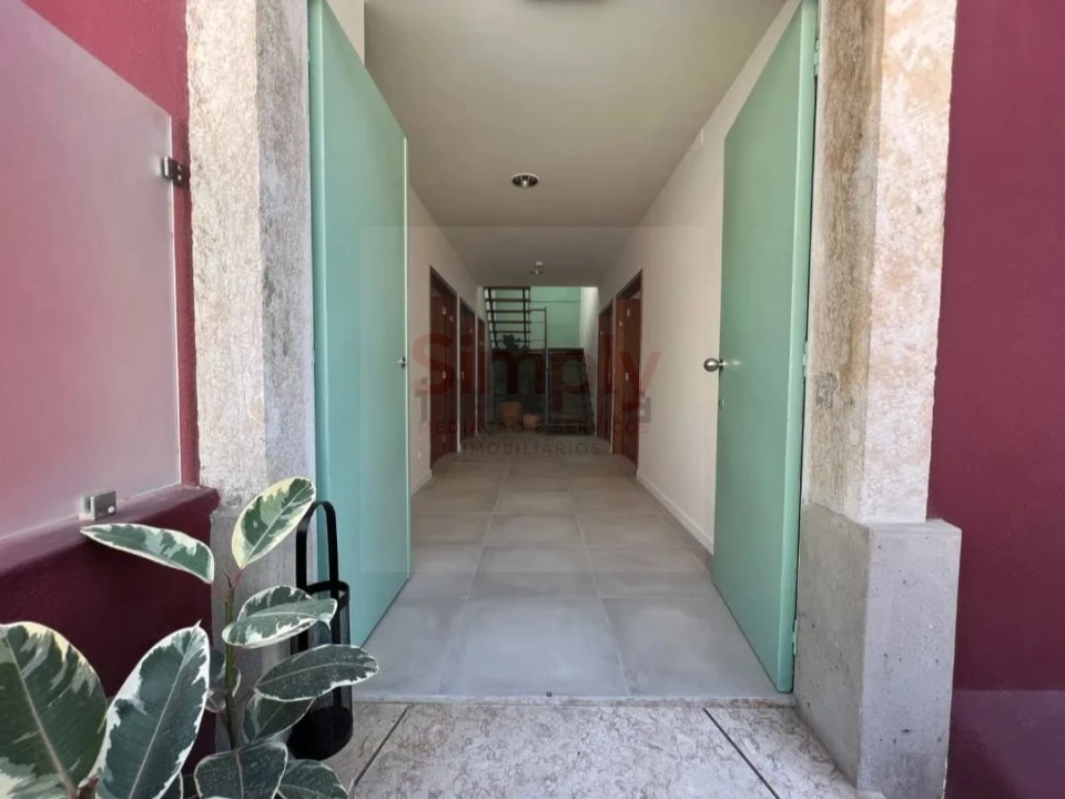 Loja para Arrendamento em Alcantara Foto 16