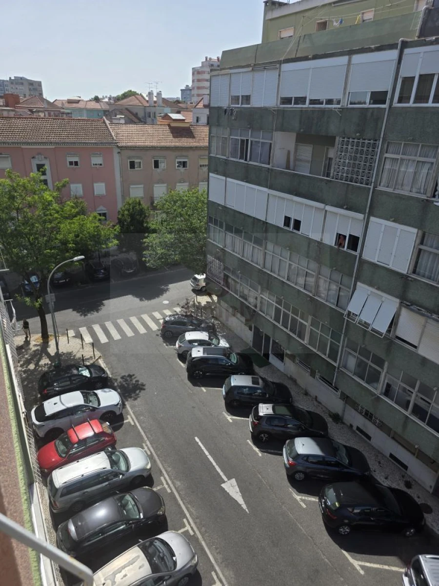 Apartamento T2 para Venda em Mina de Água Foto 3