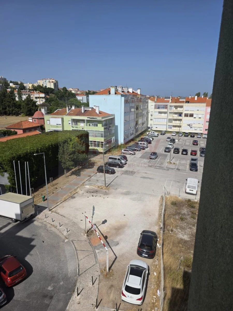 Apartamento T2 para Venda em Mina de Água Foto 2