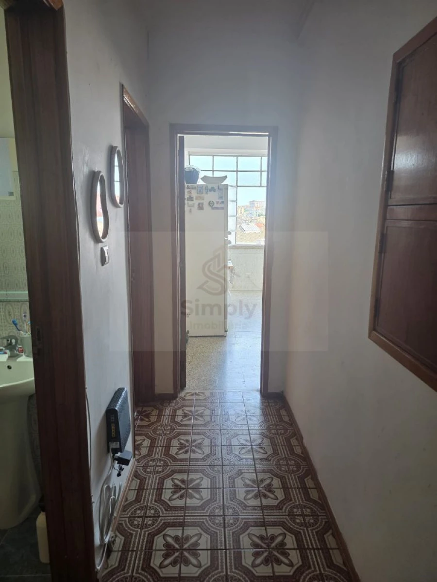 Apartamento T2 para Venda em Mina de Água Foto 5