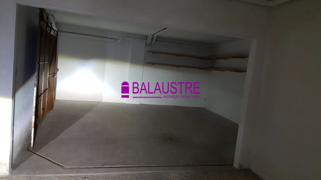 Apartamento T3 para Arrendamento em Santa Maria Maior e Monserrate e Meadela Foto 23