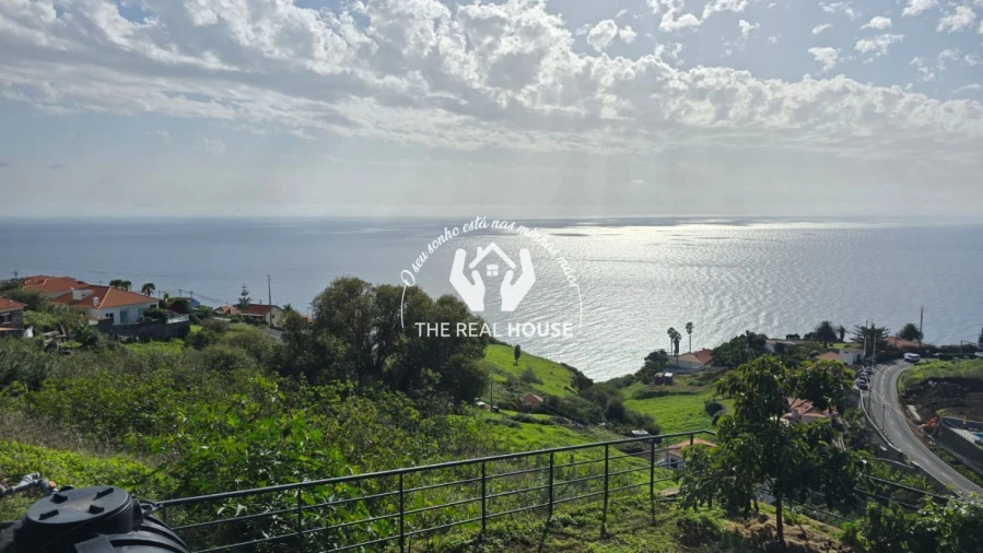Terreno para Venda em Estreito da Calheta Foto 5
