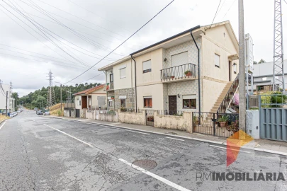 Moradia T4 para Venda em Fânzeres e São Pedro da Cova
