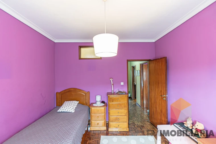 Moradia T4 para Venda em Fânzeres e São Pedro da Cova Foto 13