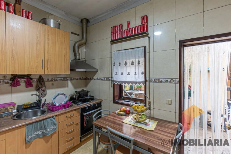 Moradia T4 para Venda em Fânzeres e São Pedro da Cova Foto 29