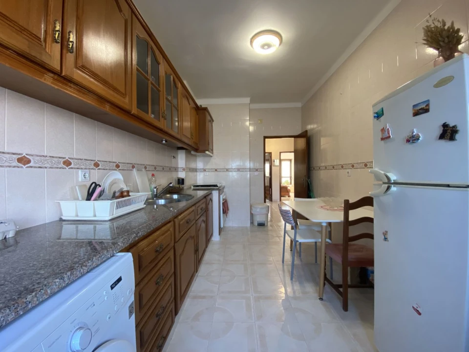 Apartamento T2 para Venda em Amora Foto 9