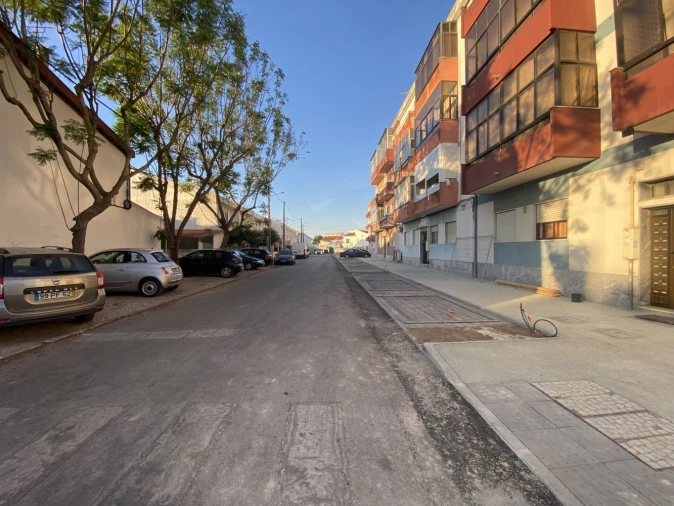 Apartamento T2 para Venda em Amora Foto 19