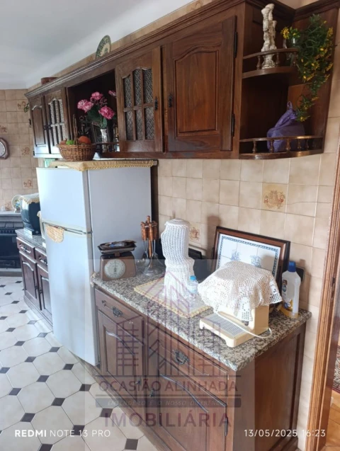 Moradia T3 para Venda em Nogueira do Cravo