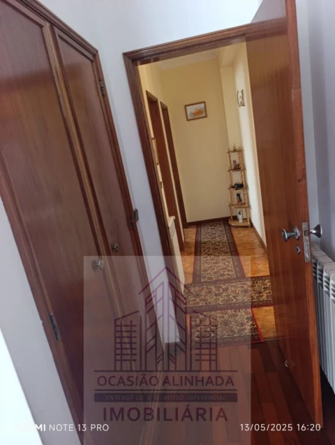 Moradia T3 para Venda em Nogueira do Cravo