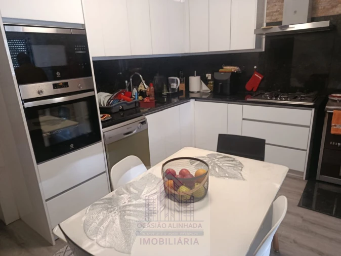 Moradia T10 para Venda em Sandomil Foto 54