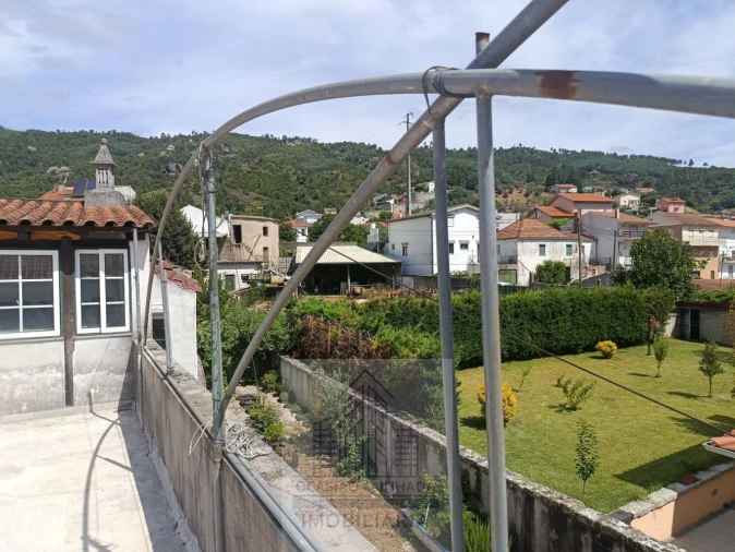 Moradia T10 para Venda em Sandomil Foto 38