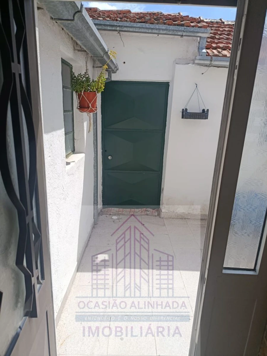 Moradia T10 para Venda em Sandomil Foto 55