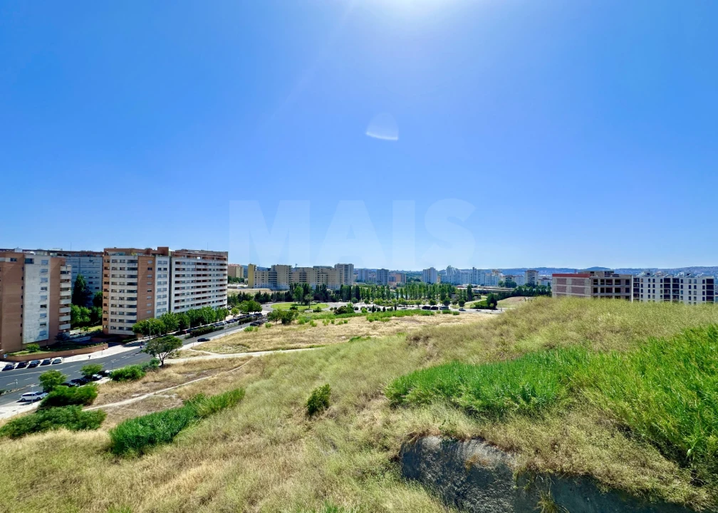 Apartamento T2 para Venda em Santa Clara Foto 3