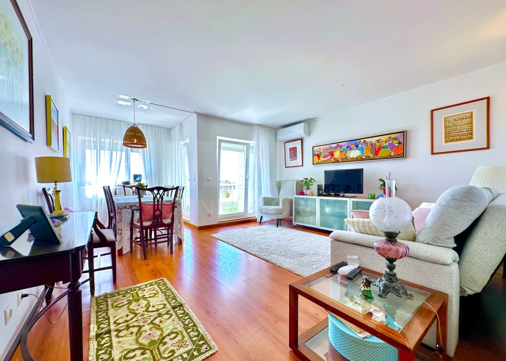 Apartamento T2 para Venda em Santa Clara Foto 1