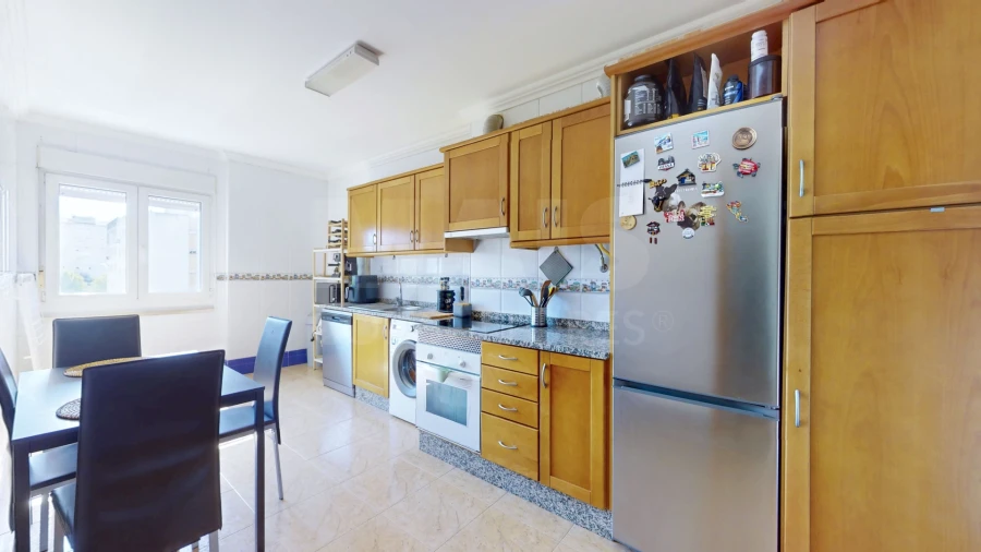 Apartamento T2 para Venda em Carregado e Cadafais Foto 2