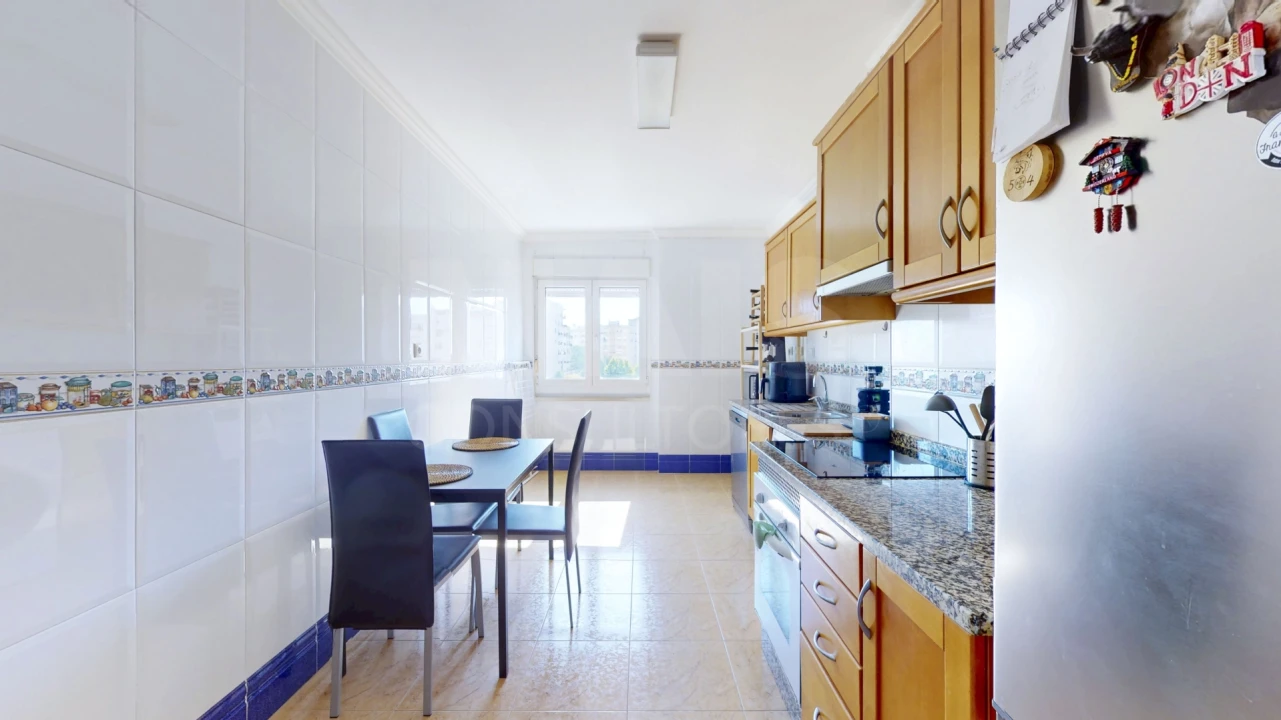 Apartamento T2 para Venda em Carregado e Cadafais Foto 6