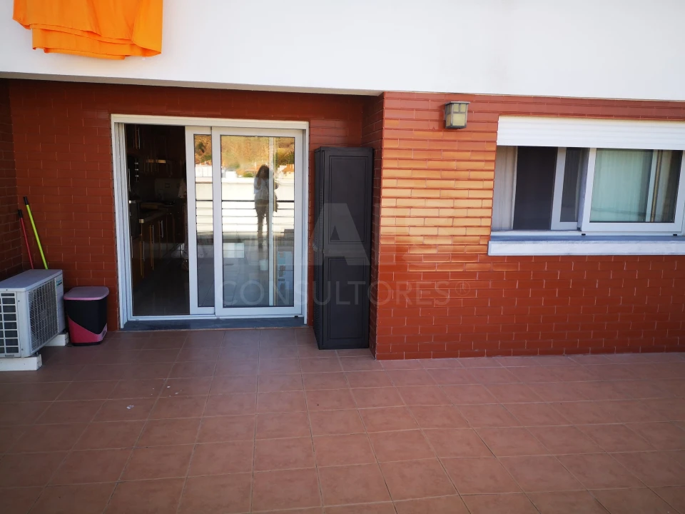 Apartamento T1 para Arrendamento em Oeiras e São Julião da Barra, Paço de Arcos e Caxias Foto 1