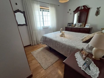 Moradia T3 para Venda em Nadadouro