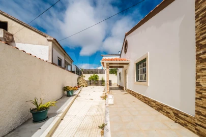Moradia T3 para Venda em Nadadouro