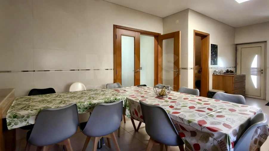 Apartamento T1 para Venda em Lourinhã e Atalaia Foto 12