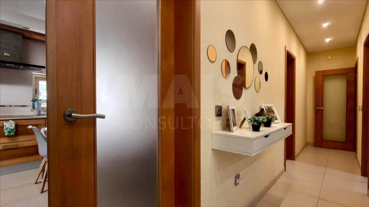 Apartamento T1 para Venda em Lourinhã e Atalaia Foto 11
