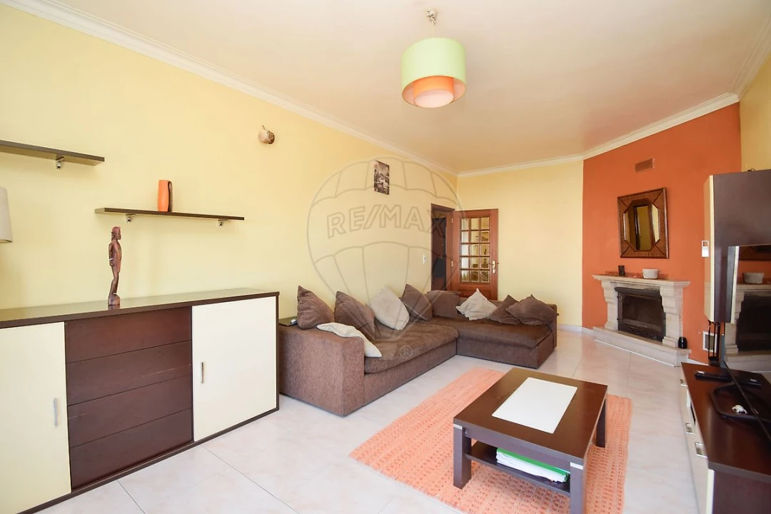 Apartamento T2 para Venda em Cacém e São Marcos Foto 15
